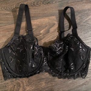 Soma Lace Embroidered Black Bra